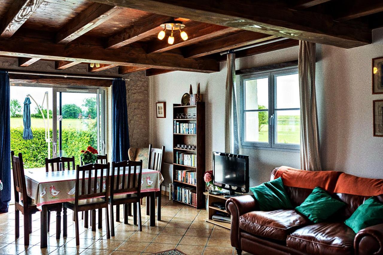 Les Gîtes de Brives Extérieur photo